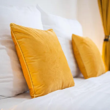 Apartment Boutique Living - Yellow Accent Košice